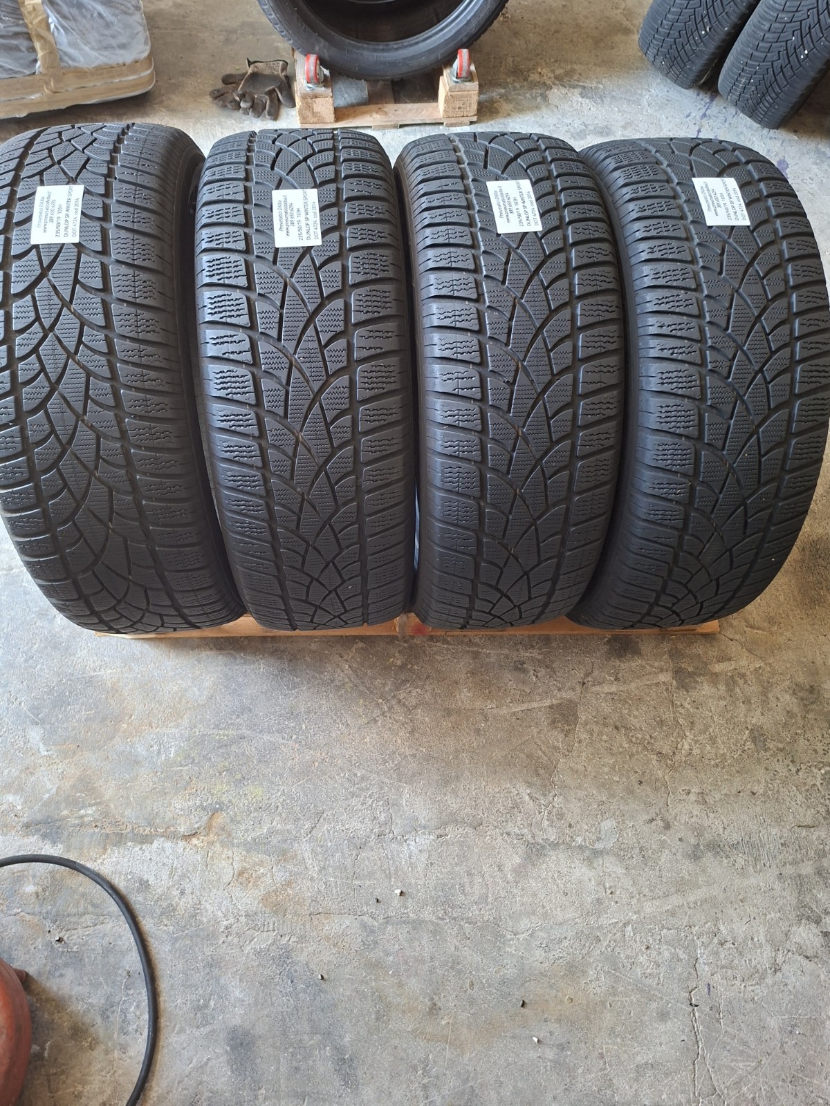 PNEU 235/50 R19 103H M+S DUNLOP SP WINTER SPORT 3D dot 4724. Cod 2014 - immagine 2